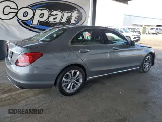 2016 Mercedes-Benz C 300 z VIN 55SWF4JB3GU112592, wystawiony jako Copart lot #60568945 z przebiegiem 43 017 mil mil oraz Szkoda całkowita • Salvage title. Historia ofert i sprzedaży dostępna na DreamBid. Obrazek 3.