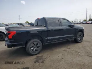 2023 Ford F-150 Lightning Pro z VIN 1FTVW1EV8PWG04482, wystawiony jako Copart lot #44312535 z przebiegiem 58 139 mil mil oraz Szkoda całkowita • Salvage title. Historia ofert i sprzedaży dostępna na DreamBid. Obrazek 3.