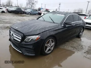 2017 Mercedes-Benz E-Class E 300 Luxury with VIN WDDZF4JB4HA039618, listed as a Copart auction lot 45012933 with 61,892 mi miles. Bid and sale history available at carsss.com. Image 1.