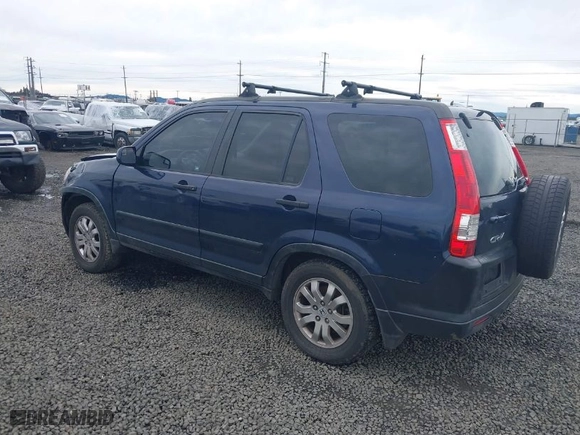 2006 Honda CR-V EX with VIN JHLRD68816C017988, listed as a IAAI auction lot 41842031 with 204,947 mi miles. Bid and sale history available at carsss.com. Image 3.