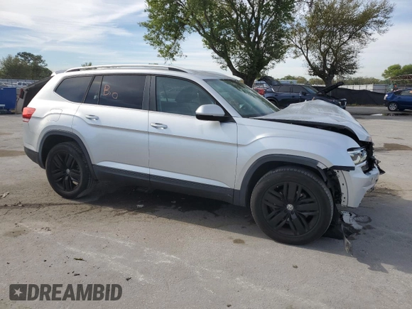 2018 Volkswagen Atlas SE с VIN 1V2DR2CA8JC579860, выставлен на аукционе Copart как лот 48122545 с пробегом 123 298 миль миль и Списание • Salvage title. История ставок и продаж доступна на DreamBid. Изображение 4.