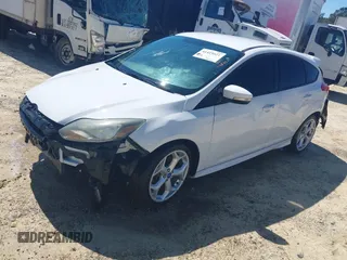 2014 Ford Focus ST with VIN 1FADP3L99EL311771, listed as a IAAI auction lot 41419521 with 124,572 mi miles and . Bid and sale history available at carsss.com. Image 18.