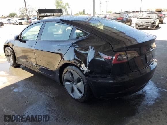2023 Tesla Model 3 z VIN 5YJ3E1EA3PF385877, wystawiony jako Copart lot #54708335 z przebiegiem 20 902 mil mil oraz Szkoda całkowita • Salvage title. Historia ofert i sprzedaży dostępna na DreamBid. Obrazek 2.
