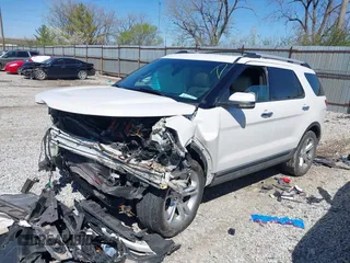 2012 Ford Explorer Limited with VIN 1FMHK7F89CGA39843, listed as a IAAI auction lot 41985518 with 119,379 mi miles and . Bid and sale history available at carsss.com. Image 18.