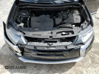 2016 Mitsubishi Outlander SE z VIN JA4AD3A32GZ039515, wystawiony jako Copart lot #59690145 z przebiegiem 105 228 mil mil oraz Szkoda całkowita • Salvage title. Historia ofert i sprzedaży dostępna na DreamBid. Obrazek 12.