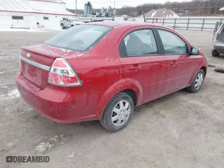 2011 Chevrolet Aveo LT w/1LT with VIN KL1TD5DE7BB195730, listed as a IAAI auction lot 41427047 with 123,773 mi miles. Bid and sale history available at carsss.com. Image 4.