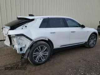 2024 Cadillac LYRIQ Luxury z VIN 1GYKPSRK6RZ121087, wystawiony jako Copart lot #83309844 z przebiegiem 3038 mil mil oraz Szkody całkowita. Historia ofert i sprzedaży dostępna na DreamBid. Obrazek 3.