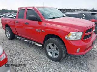 2014 Ram 1500 ST z VIN 1C6RR7FT9ES108000, wystawiony jako IAAI lot #42225460 z przebiegiem 217 909 mil mil oraz . Historia ofert i sprzedaży dostępna na DreamBid. Obrazek 1.