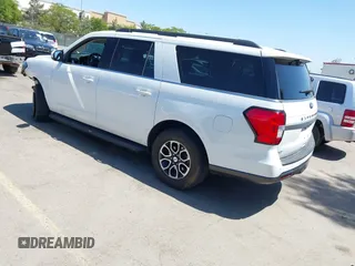 2023 Ford Expedition Max XLT z VIN 1FMJK1H85PEA63621, wystawiony jako IAAI lot #42229772 z przebiegiem 21 879 mil mil oraz . Historia ofert i sprzedaży dostępna na DreamBid. Obrazek 3.