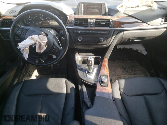 2013 BMW 3 Series 328i xDrive with VIN WBA3B3C53DJ811191, listed as a Copart auction lot 53529545 with 171,006 mi miles and Non repairable. Bid and sale history available at DreamBid. Image 8.