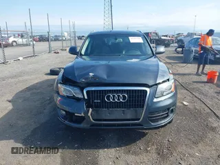 2010 Audi Q5 z VIN WA1LKBFP3AA061212, wystawiony jako IAAI lot #42307742 z przebiegiem 179 897 mil mil oraz . Historia ofert i sprzedaży dostępna na DreamBid. Obrazek 13.