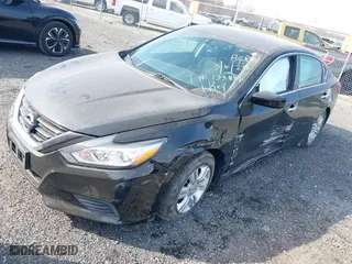 2018 Nissan Altima 2.5 S with VIN 1N4AL3AP4JC133715, listed as a IAAI auction lot 41786737 with 100,165 mi miles. Bid and sale history available at carsss.com. Image 17.