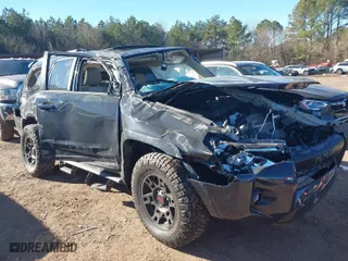 2024 Toyota 4Runner SR5 Premium with VIN JTENU5JR7R6297567, listed as a IAAI auction lot 41420540 with 1 mi miles. Bid and sale history available at carsss.com. Image 1.