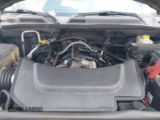 2006 Jeep Commander Limited с VIN 1J8HG58266C285594, выставлен на аукционе IAAI как лот 42671312 с пробегом 228 443 миль миль и . История ставок и продаж доступна на DreamBid. Изображение 10.