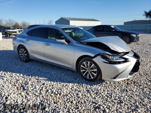 2021 Lexus ES with VIN 58AD11D14MU002358, listed as a Copart auction lot 87913945 with 10,161 mi miles and Salvage Title. Bid and sale history available at carsss.com. Image 4.