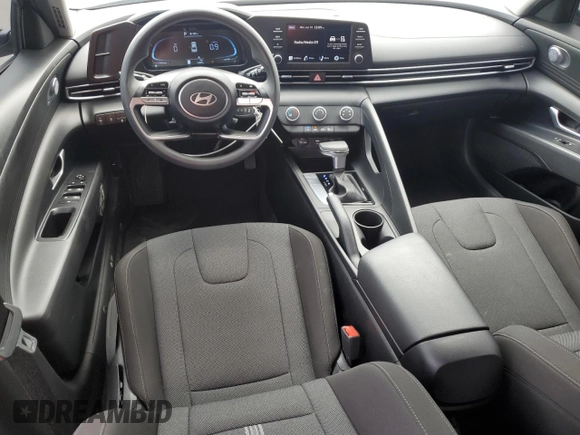 2024 Hyundai Elantra SE with VIN KMHLL4DGXRU814158, listed as a Copart auction lot 64657335 with 13,995 mi miles and Non repairable. Bid and sale history available at DreamBid. Image 8.