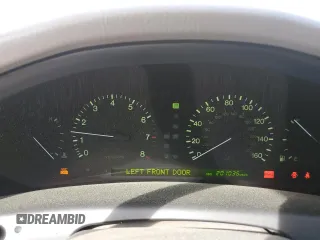 1998 Lexus LS 400 z VIN JT8BH28F9W0134440, wystawiony jako Copart lot #50134335 z przebiegiem 201 036 mil mil oraz Szkoda całkowita • Salvage title. Historia ofert i sprzedaży dostępna na DreamBid. Obrazek 9.