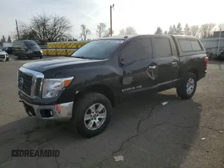 2018 Nissan Titan SV z VIN 1N6AA1EJ6JN516454, wystawiony jako Copart lot #83831864 z przebiegiem 66 195 mil mil oraz Szkoda całkowita • Salvage title. Historia ofert i sprzedaży dostępna na DreamBid. Obrazek 1.