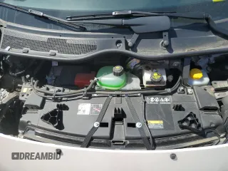 2019 Smart fortwo Pure z VIN WMEFJ9BAXKK359995, wystawiony jako Copart lot #56724955 z przebiegiem 17 755 mil mil oraz Tytuł czysty. Historia ofert i sprzedaży dostępna na DreamBid. Obrazek 11.