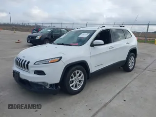 2016 Jeep Cherokee Latitude with VIN 1C4PJMCB1GW340605, listed as a IAAI auction lot 41523716 with 74,080 mi miles. Bid and sale history available at carsss.com. Image 17.