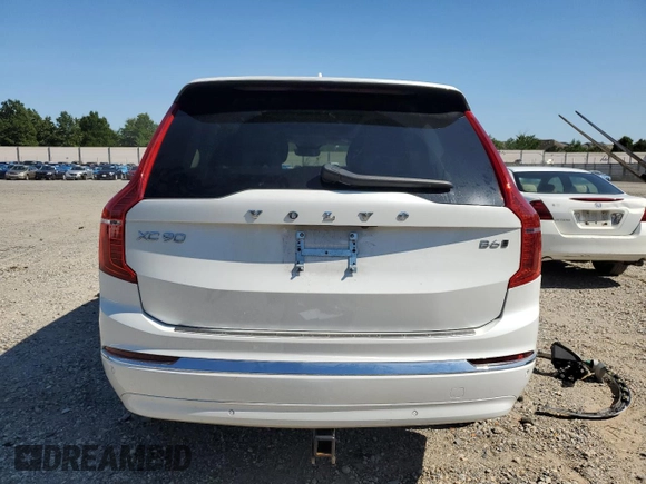 2023 Volvo XC90 Plus with VIN YV40621N4P1907548, listed as a Copart auction lot 69858214 with 27,474 mi miles and Salvage title. Bid and sale history available at DreamBid. Image 6.