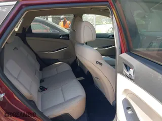 2017 Hyundai Tucson SE Plus with VIN KM8J33A42HU488186, listed as a IAAI auction lot 42015926 with 159,537 mi miles. Bid and sale history available at carsss.com. Image 8.