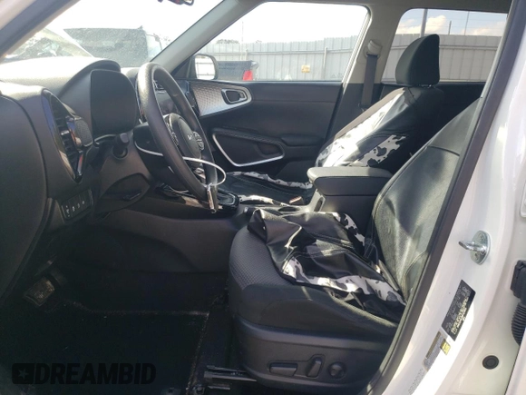 2024 Kia Soul S with VIN KNDJ23AU9R7231615, listed as a Copart auction lot 48921765 with 21,877 mi miles and Salvage title. Bid and sale history available at DreamBid. Image 7.