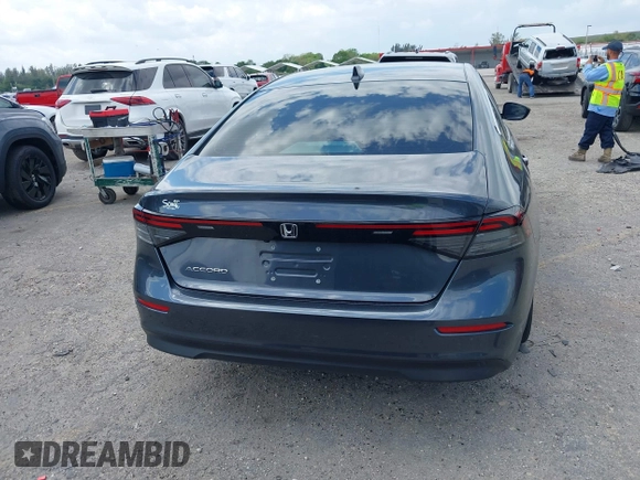 2024 Honda Accord LX z VIN 1HGCY1F21RA015006, wystawiony jako IAAI lot #41733581 z przebiegiem 32 762 mil mil oraz . Historia ofert i sprzedaży dostępna na DreamBid. Obrazek 16.