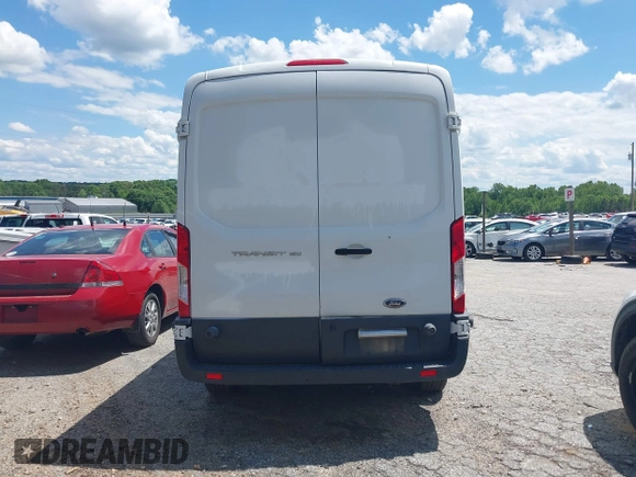2015 Ford Transit Cargo with VIN 1FTNE2CMXFKA90627, listed as a IAAI auction lot 40601859 with 230,893 mi miles. Bid and sale history available at carsss.com. Image 16.