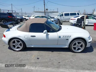 1997 BMW 3 Series Z3 2.8 z VIN 4USCJ3321VLC05919, wystawiony jako IAAI lot #42345145 z przebiegiem 86 241 mil mil oraz . Historia ofert i sprzedaży dostępna na DreamBid. Obrazek 13.