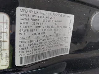 2008 Porsche Cayenne with VIN WP1AA29P58LA05720, listed as a IAAI auction lot 42037415 with 162,838 mi miles. Bid and sale history available at carsss.com. Image 9.