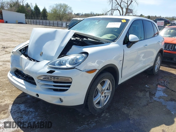 2014 Porsche Cayenne Diesel with VIN WP1AF2A22ELA32760, listed as a IAAI auction lot 41848211 with 120,645 mi miles and . Bid and sale history available at DreamBid. Image 18.