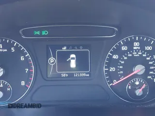 2018 Kia Sorento L z VIN 5XYPG4A32JG377807, wystawiony jako IAAI lot #41963441 z przebiegiem 121 339 mil mil oraz . Historia ofert i sprzedaży dostępna na DreamBid. Obrazek 7.