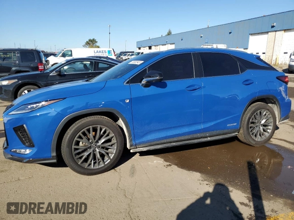 2022 Lexus RX with VIN 2T2YGMDA4NC087161, listed as a Copart auction lot 41427235 with 32,027 mi miles and Clean Title. Bid and sale history available at carsss.com. Image 1.