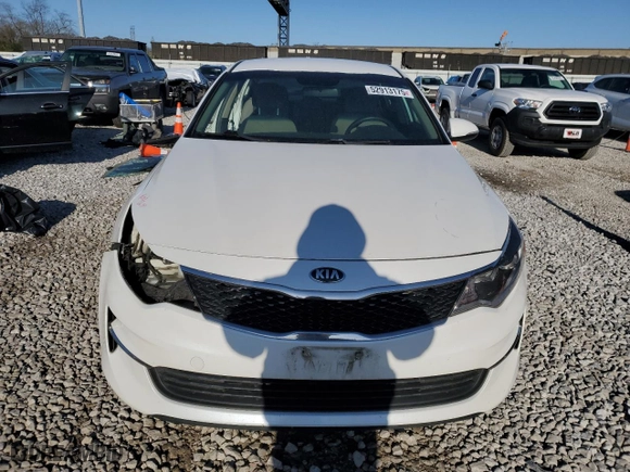 2016 Kia Optima LX with VIN KNAGT4L38G5100697, listed as a Copart auction lot 52913175 with 120,374 mi miles and Salvage Title. Bid and sale history available at carsss.com. Image 5.