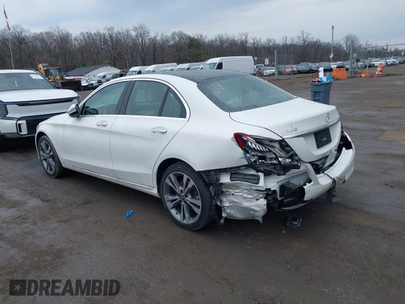 2019 Mercedes-Benz C 300 with VIN 55SWF8EB1KU293427, listed as a IAAI auction lot 41673663 with 61,295 mi miles and . Bid and sale history available at carsss.com. Image 3.
