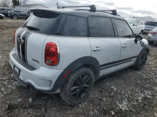 2012 MINI Countryman S with VIN WMWZC3C50CWL85937, listed as a Copart auction lot 46648585 with 141,921 mi miles and Salvage Title. Bid and sale history available at DreamBid. Image 3.