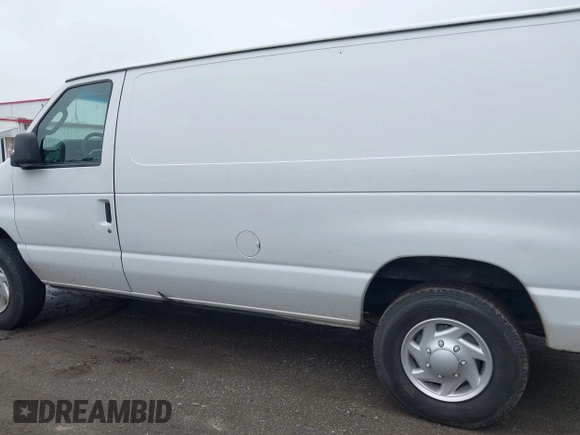 2014 Ford Econoline Cargo Commercial with VIN 1FTNE2EW2EDA95726, listed as a IAAI auction lot 42624814 with 262,321 mi miles and . Bid and sale history available at DreamBid. Image 14.