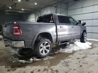 2020 Ram 1500 Limited with VIN 1C6SRFHT5LN138499, listed as a Copart auction lot 44197805 with 92,257 mi miles and Salvage Title. Bid and sale history available at carsss.com. Image 3.