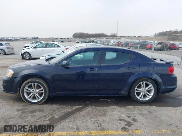 2014 Dodge Avenger SXT z VIN 1C3CDZCB2EN102742, wystawiony jako IAAI lot #41807662 z przebiegiem 140 281 mil mil oraz . Historia ofert i sprzedaży dostępna na DreamBid. Obrazek 14.