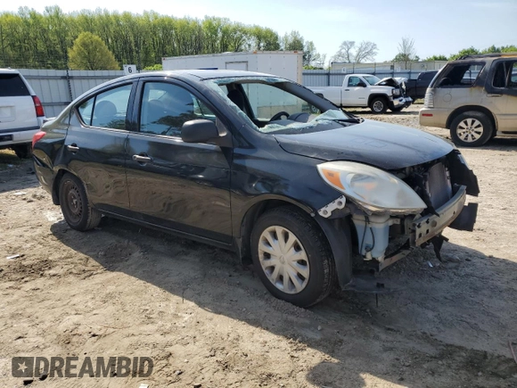 2014 Nissan Versa SV with VIN 3N1CN7AP4EL813230, listed as a Copart auction lot 52454195 with 136,018 mi miles and Clean Title. Bid and sale history available at DreamBid. Image 4.