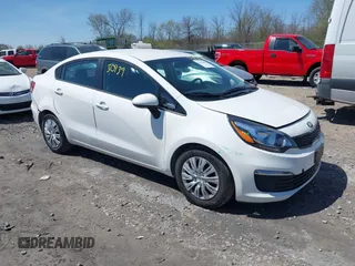 2017 Kia Rio LX z VIN KNADM4A31H6015537, wystawiony jako IAAI lot #42230939 z przebiegiem 97 459 mil mil oraz . Historia ofert i sprzedaży dostępna na DreamBid. Obrazek 1.