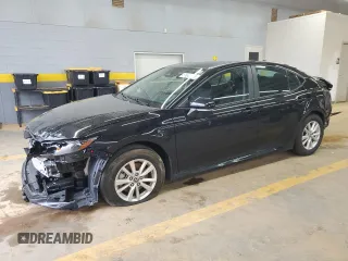 2025 Toyota Camry LE with VIN 4T1DAACK8SU528619, listed as a Copart auction lot 51645145 with 5,915 mi miles and Salvage Title. Bid and sale history available at carsss.com. Image 1.