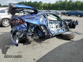 2019 Ferrari 812 z VIN ZFF83CLA6K0241260, wystawiony jako Copart lot #68317984 z przebiegiem Nie podano mil oraz Szkoda całkowita • Salvage title. Historia ofert i sprzedaży dostępna na DreamBid. Obrazek 3.