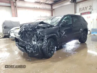 2017 Jeep Grand Cherokee Laredo with VIN 1C4RJFAG2HC919009, listed as a Copart auction lot 50188195 with 63,238 mi miles and Salvage Title. Bid and sale history available at carsss.com. Image 1.