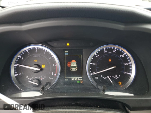 2018 Toyota Highlander SE z VIN 5TDJZRFH8JS523194, wystawiony jako Copart lot #57434645 z przebiegiem 57 965 mil mil oraz Szkoda całkowita • Salvage title. Historia ofert i sprzedaży dostępna na DreamBid. Obrazek 9.
