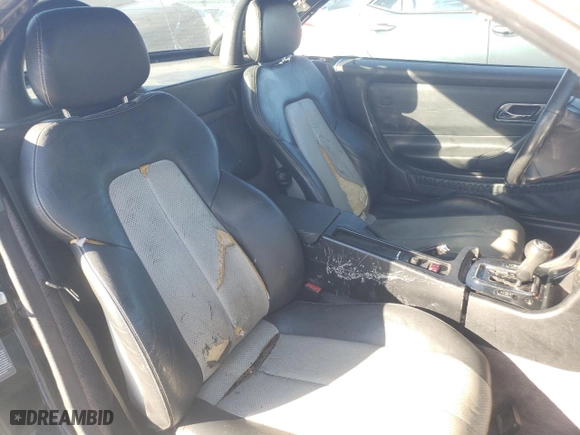 2001 Mercedes-Benz SLK-Class with VIN WDBKK65F81F171918, listed as a Copart auction lot 86798914 with 135,856 mi miles and Salvage Title. Bid and sale history available at carsss.com. Image 10.