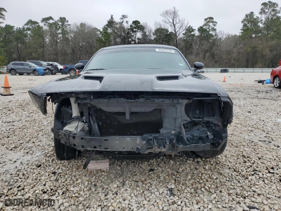 2020 Dodge Challenger SXT with VIN 2C3CDZAG4LH198992, listed as a Copart auction lot 45932235 with 77,501 mi miles and Salvage Title. Bid and sale history available at carsss.com. Image 5.