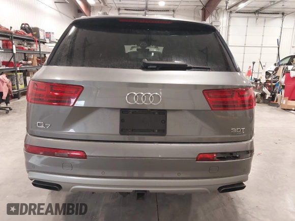 2017 Audi Q7 Premium Plus with VIN WA1LAAF73HD026692, listed as a IAAI auction lot 41938847 with 159,257 mi miles. Bid and sale history available at carsss.com. Image 16.