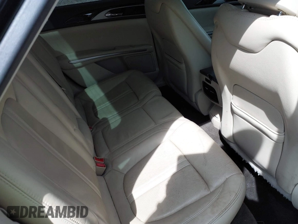 2013 Lincoln MKZ Hybrid with VIN 3LN6L2LU2DR821615, listed as a IAAI auction lot 42129870 with 137,833 mi miles. Bid and sale history available at carsss.com. Image 8.